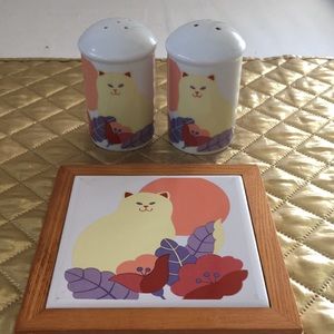 George Good salt+ pepper and trivet